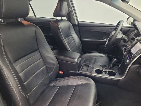 Used 2017 Toyota Camry XLE image 21