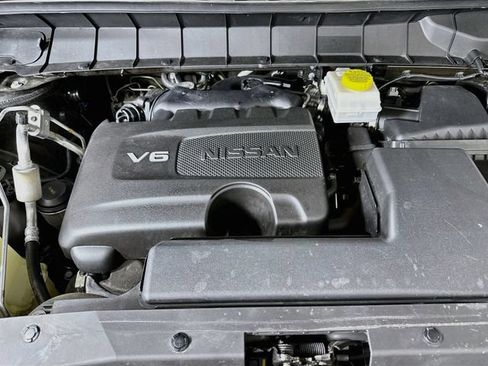 Used 2022 Nissan Pathfinder SL AWD/4WD image 31
