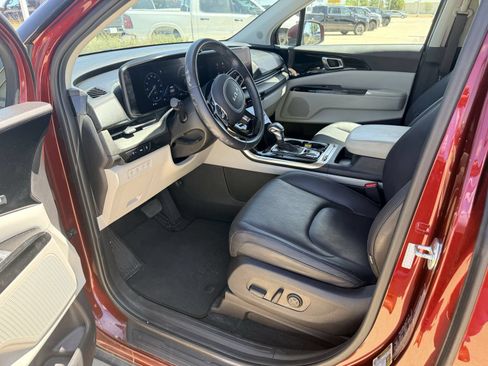 Used 2023 Kia Carnival SX FWD image 13