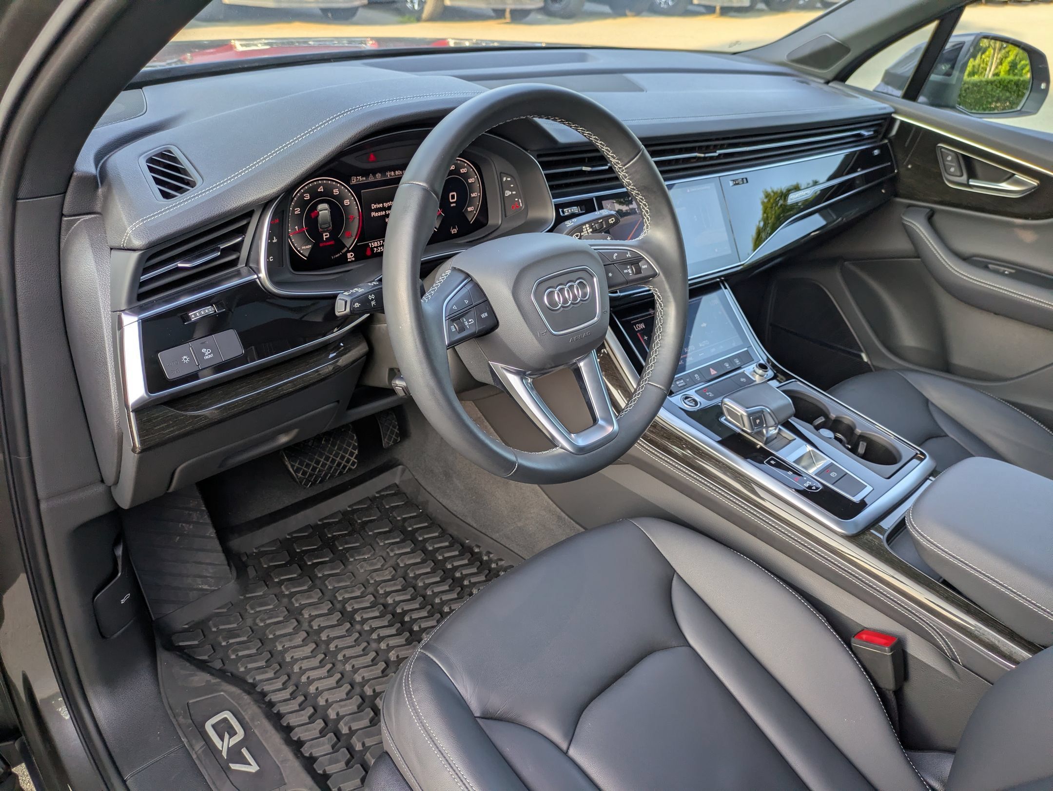 Used 2025 Audi Q7 2.0T Premium Plus AWD/4WD image 14