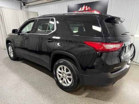 Used 2020 Chevrolet Traverse LT FWD image 6