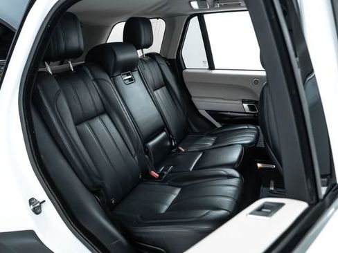 Used 2014 Land Rover Range Rover Supercharged image 25