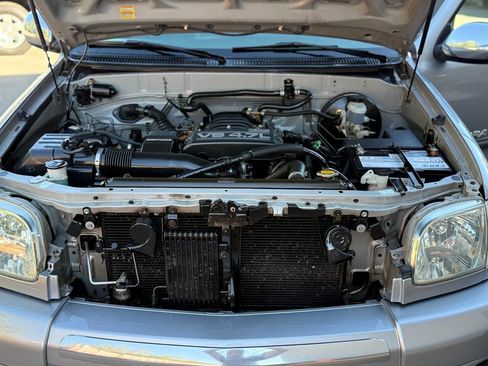 Used 2005 Toyota Tundra SR5 image 2