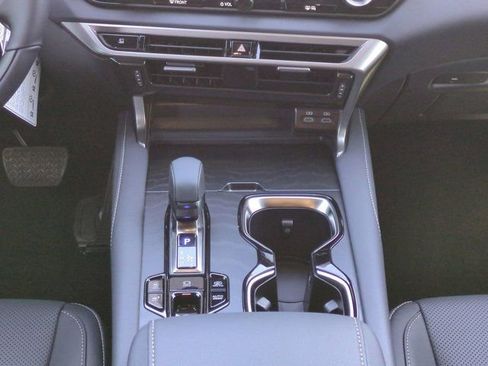 New 2026 Lexus RX 450h AWD image 19