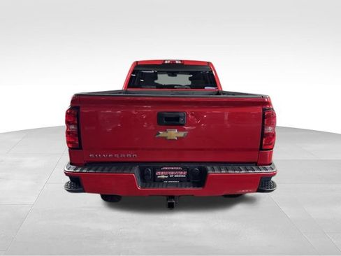 Used 2017 Chevrolet Silverado 1500 Custom w/ Custom Convenience Package AWD/4WD image 8