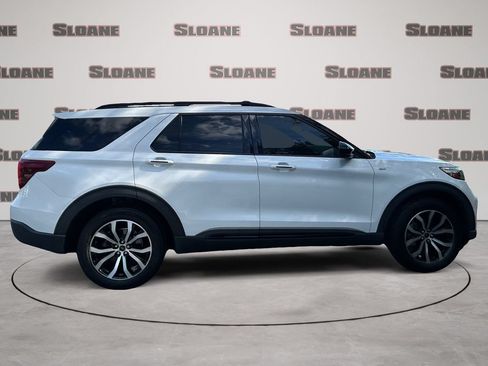 Used 2022 Ford Explorer ST-Line w/ Class IV Trailer Tow Package AWD/4WD image 6