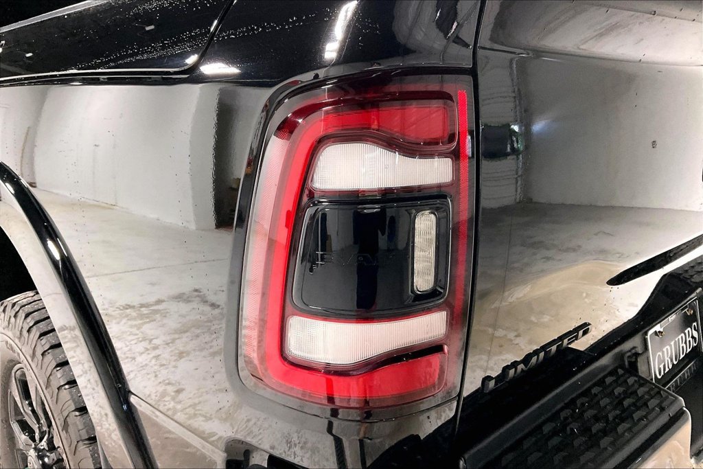 Used 2024 RAM 2500 Limited AWD/4WD image 38
