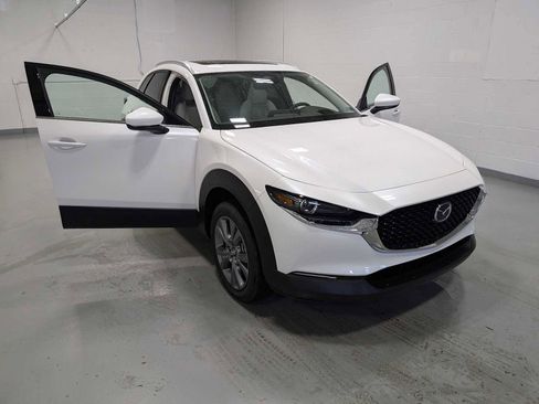 Used 2025 MAZDA CX-30 AWD 2.5 S w/ Premium Package image 16