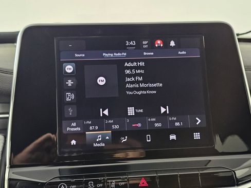 Used 2022 Jeep Compass Latitude FWD image 25