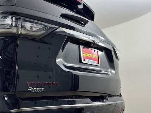 Used 2020 Chevrolet Traverse Premier w/ Redline Edition image 24