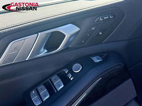 Used 2021 BMW X7 xDrive40i w/ Executive Package image 23