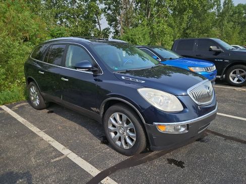 Used 2011 Buick Enclave CXL w/ Trailering Provision Package AWD/4WD image 3