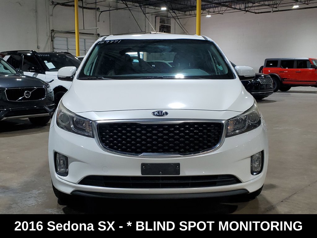 Used 2016 Kia Sedona SX FWD image 2