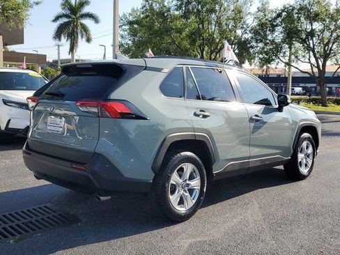 Used 2021 Toyota RAV4 XLE image 4