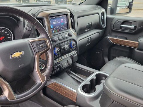 Used 2023 Chevrolet Silverado 3500 High Country image 25