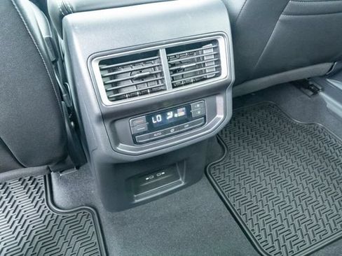 New 2026 Volkswagen Atlas SE FWD image 35
