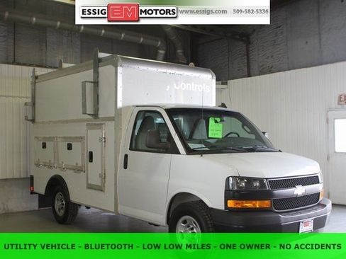 Used 2018 Chevrolet Express 3500 w/ Power Convenience Package image 1