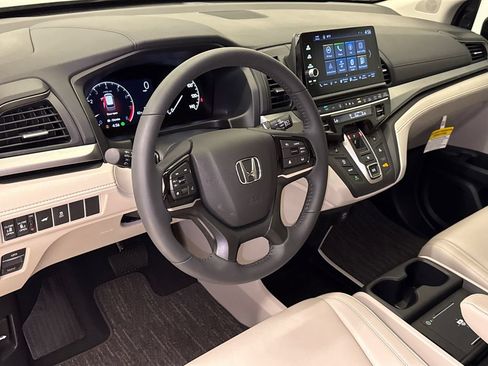 Certified 2026 Honda Odyssey EX-L image 20