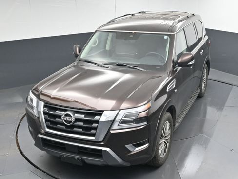 Used 2021 Nissan Armada SL w/ Captain's Chairs Package image 35