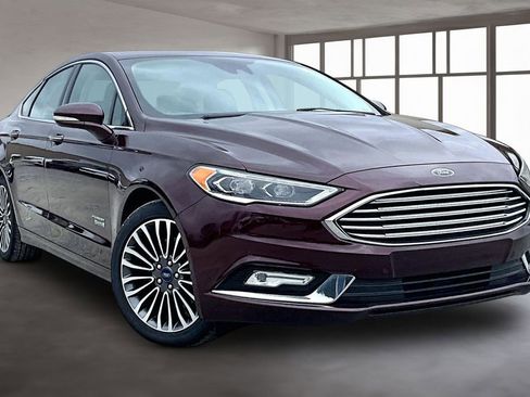 Used 2017 Ford Fusion Energi Titanium image 3