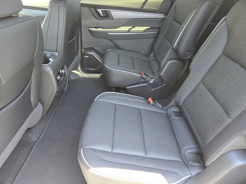 New 2026 Buick Enclave Sport Touring w/ Power Package image 23