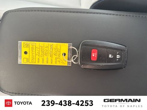 Used 2017 Toyota Prius Four Touring w/ Premium Convenience Package image 23