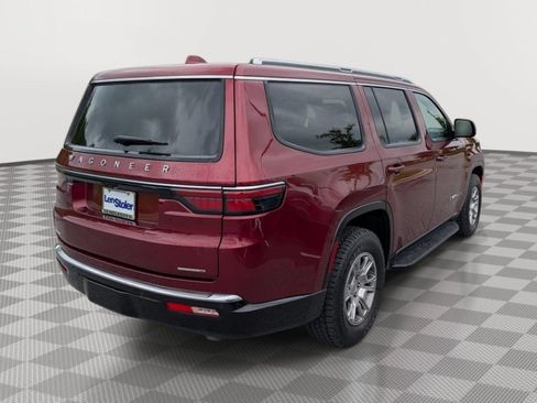 Used 2022 Jeep Wagoneer Series I AWD/4WD image 5