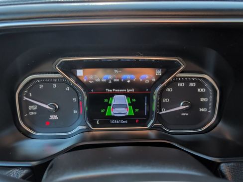 Used 2021 GMC Yukon Denali w/ Denali Premium Package AWD/4WD image 10