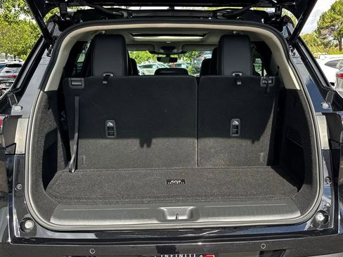 Certified 2026 INFINITI QX60 Luxe w/ Cargo Package FWD image 28