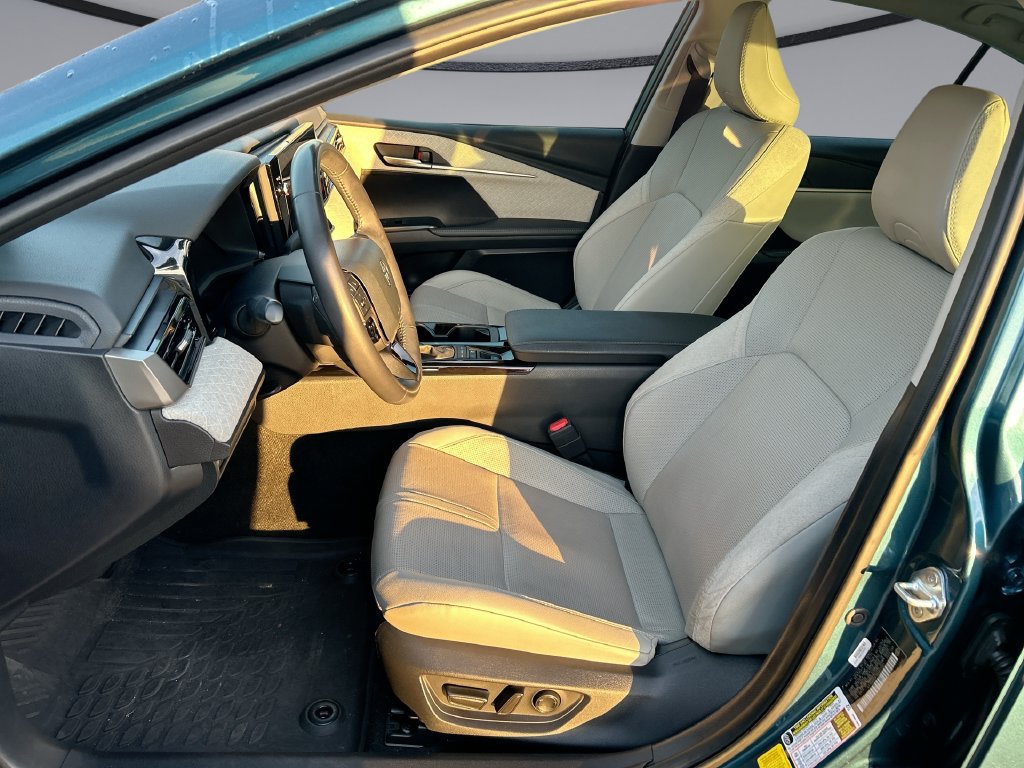 Certified 2025 Toyota Camry XLE FWD image 11