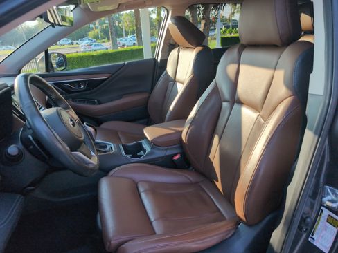 Used 2025 Subaru Outback Touring XT AWD/4WD image 16