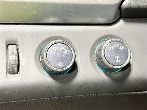 Used 2017 Chevrolet Tahoe LS image 12