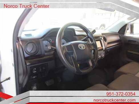 Used 2016 Toyota Tundra SR w/ Tow Package RWD image 13