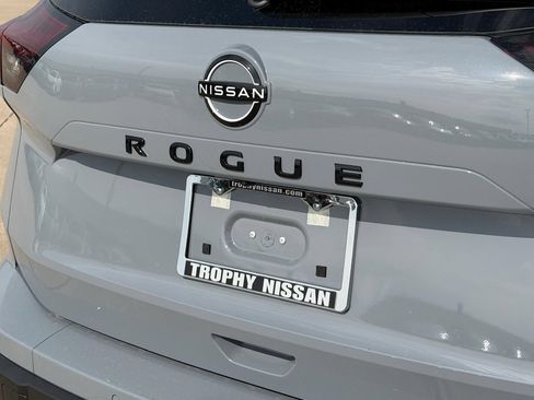 New 2026 Nissan Rogue Dark Armor FWD image 9