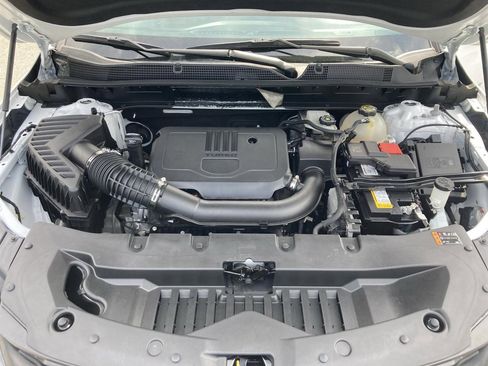 Used 2023 Chevrolet Blazer LT image 32