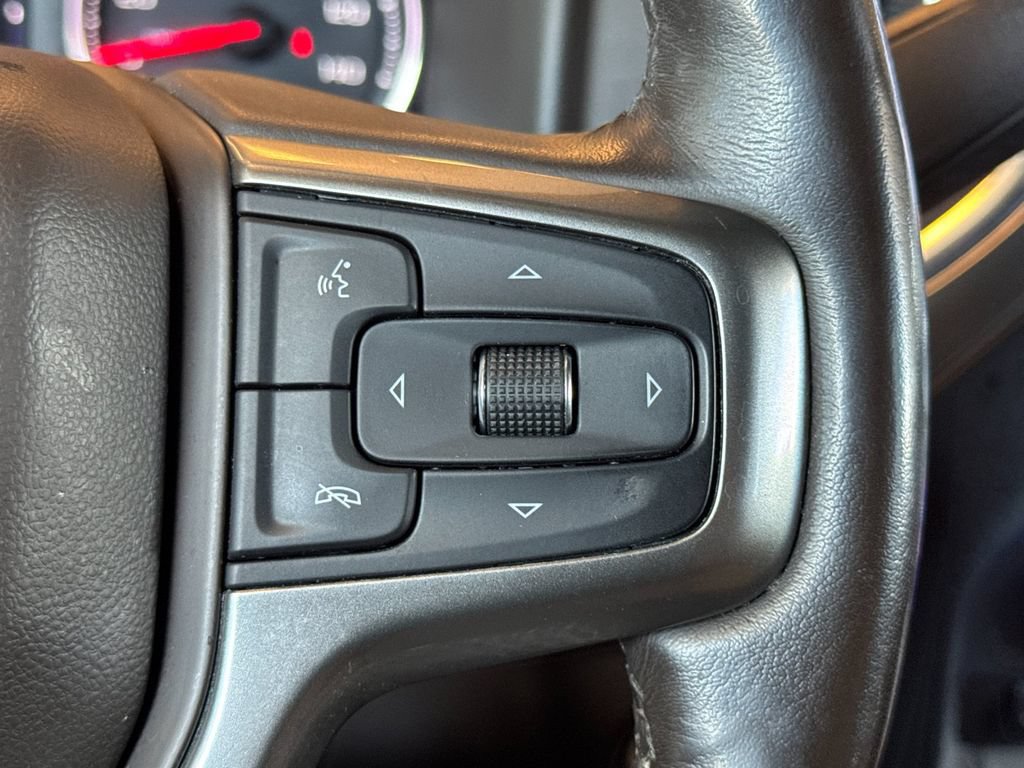 Used 2020 Chevrolet Silverado 1500 LT w/ Convenience Package AWD/4WD image 29