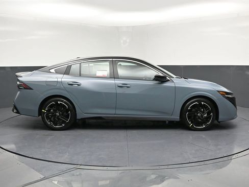 New 2026 Nissan Sentra SR w/ SR Premium Package image 27