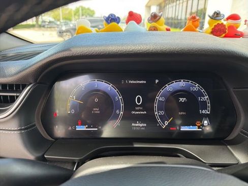 Used 2024 Jeep Grand Cherokee Laredo image 5