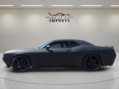 Used 2016 Dodge Challenger R/T Scat Pack w/ Leather Interior Group image 2