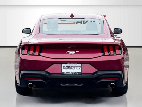 Used 2025 Ford Mustang Coupe RWD image 6
