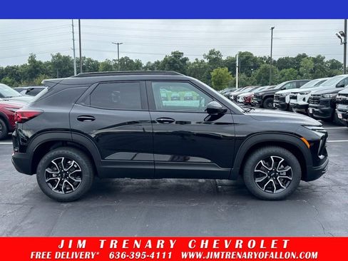 New 2026 Chevrolet TrailBlazer ACTIV w/ Driver Confidence Package image 1