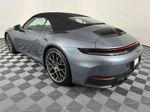 Certified 2025 Porsche 911 Carrera RWD image 3
