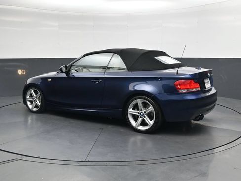 Used 2011 BMW 135i Convertible RWD image 12