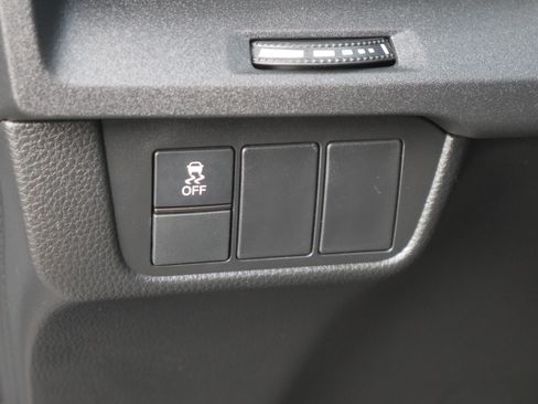 Used 2023 Honda CR-V LX image 5