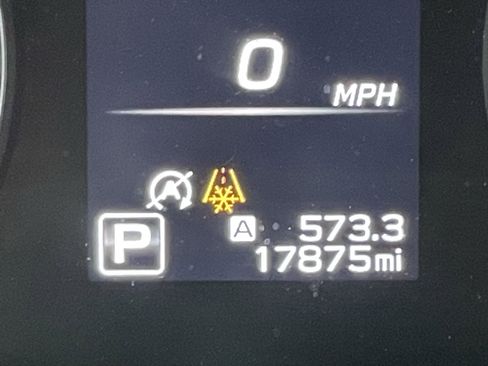 Certified 2025 Subaru Outback Premium w/ Popular Package #1A image 21