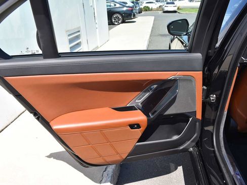 Used 2024 BMW 760i xDrive w/ Executive Package AWD/4WD image 10