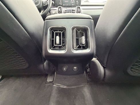 Used 2021 Kia Sorento S w/ Panoramic Sunroof Package AWD/4WD image 13