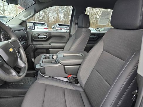 Certified 2025 Chevrolet Silverado 1500 Custom image 23