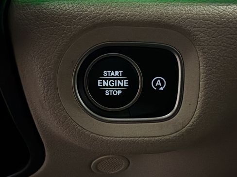 Used 2020 Mercedes-Benz GLS 450 4MATIC image 15