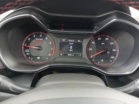 Used 2021 Chevrolet TrailBlazer RS FWD image 13